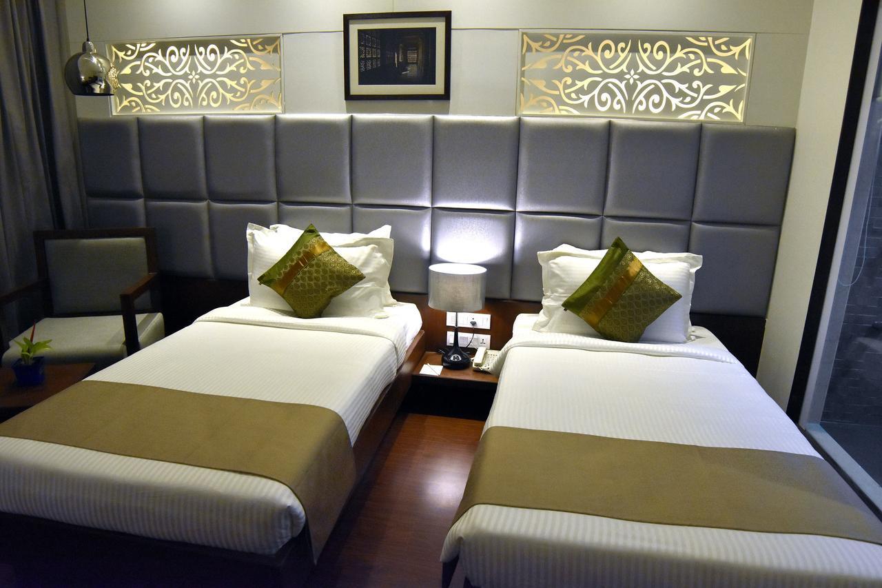 Comfort Inn Donil Вадодара Екстер'єр фото