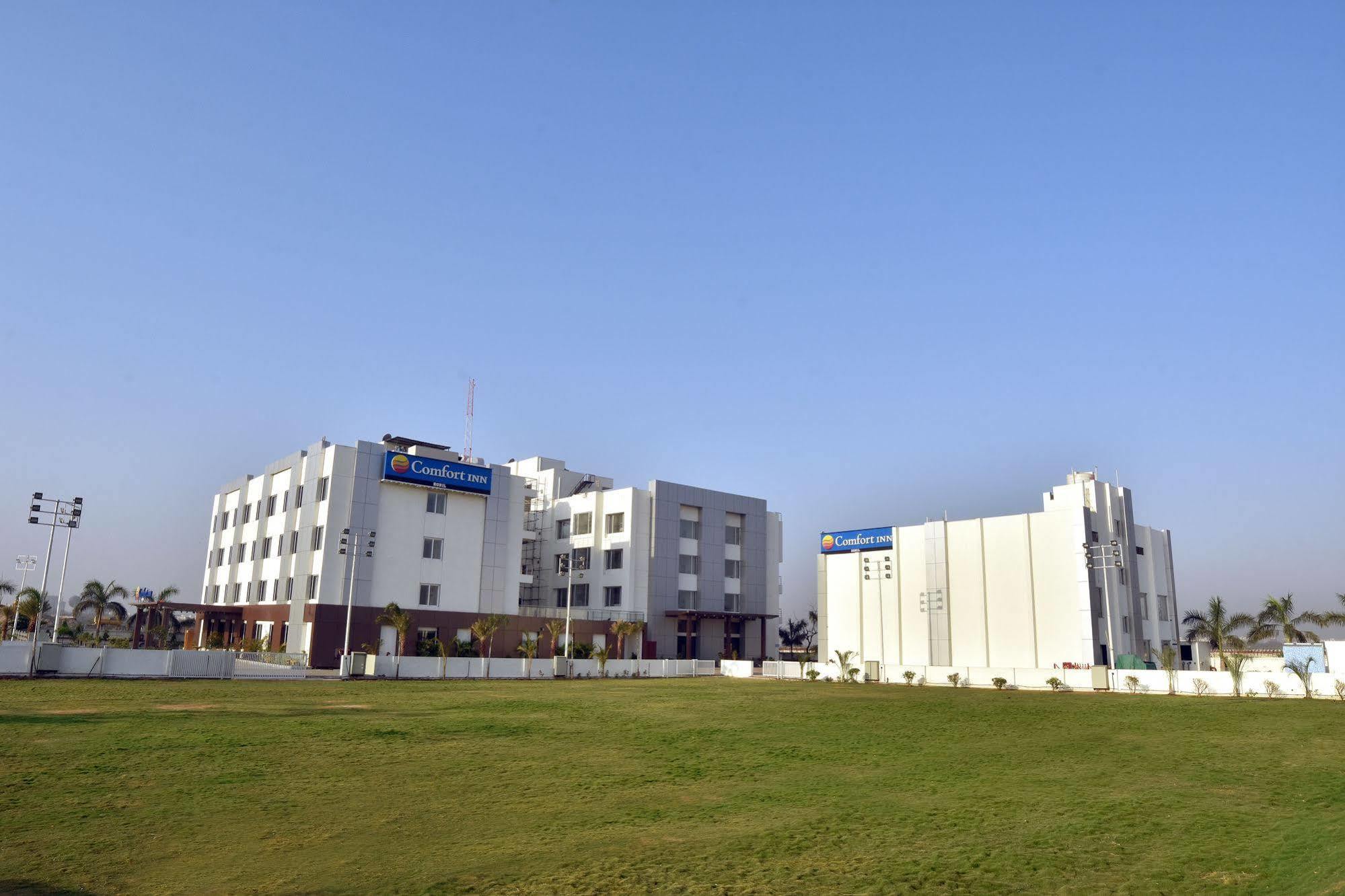 Comfort Inn Donil Вадодара Екстер'єр фото